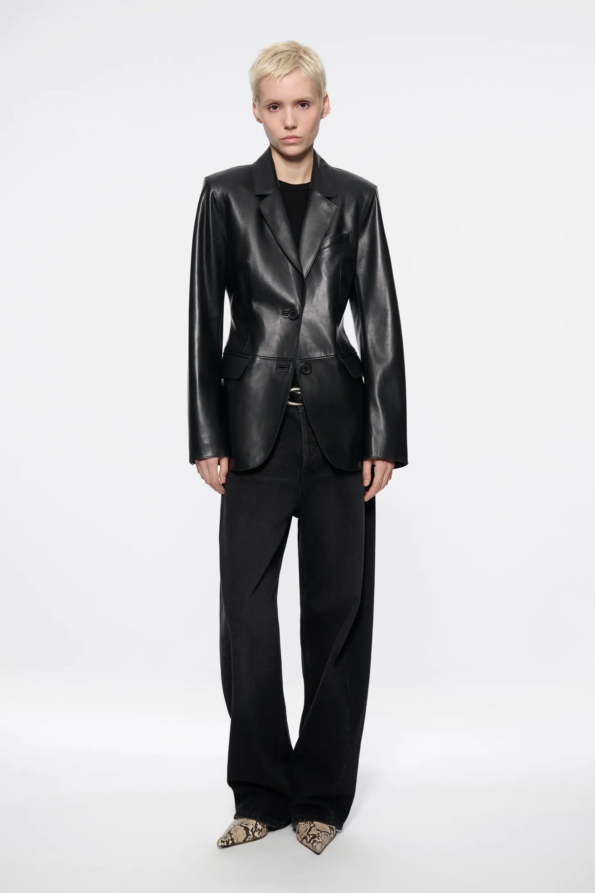 Lederblazer Mina in Black