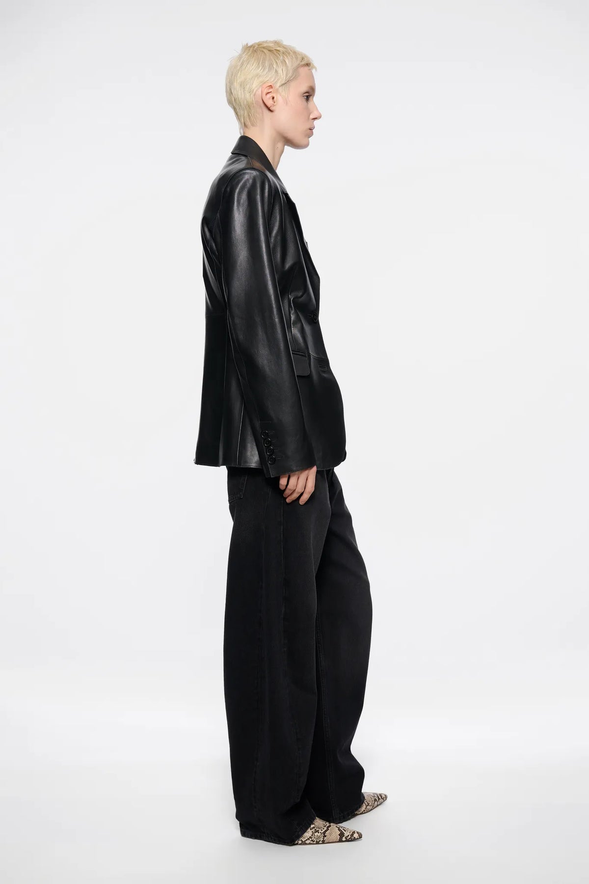 Lederblazer Mina in Black