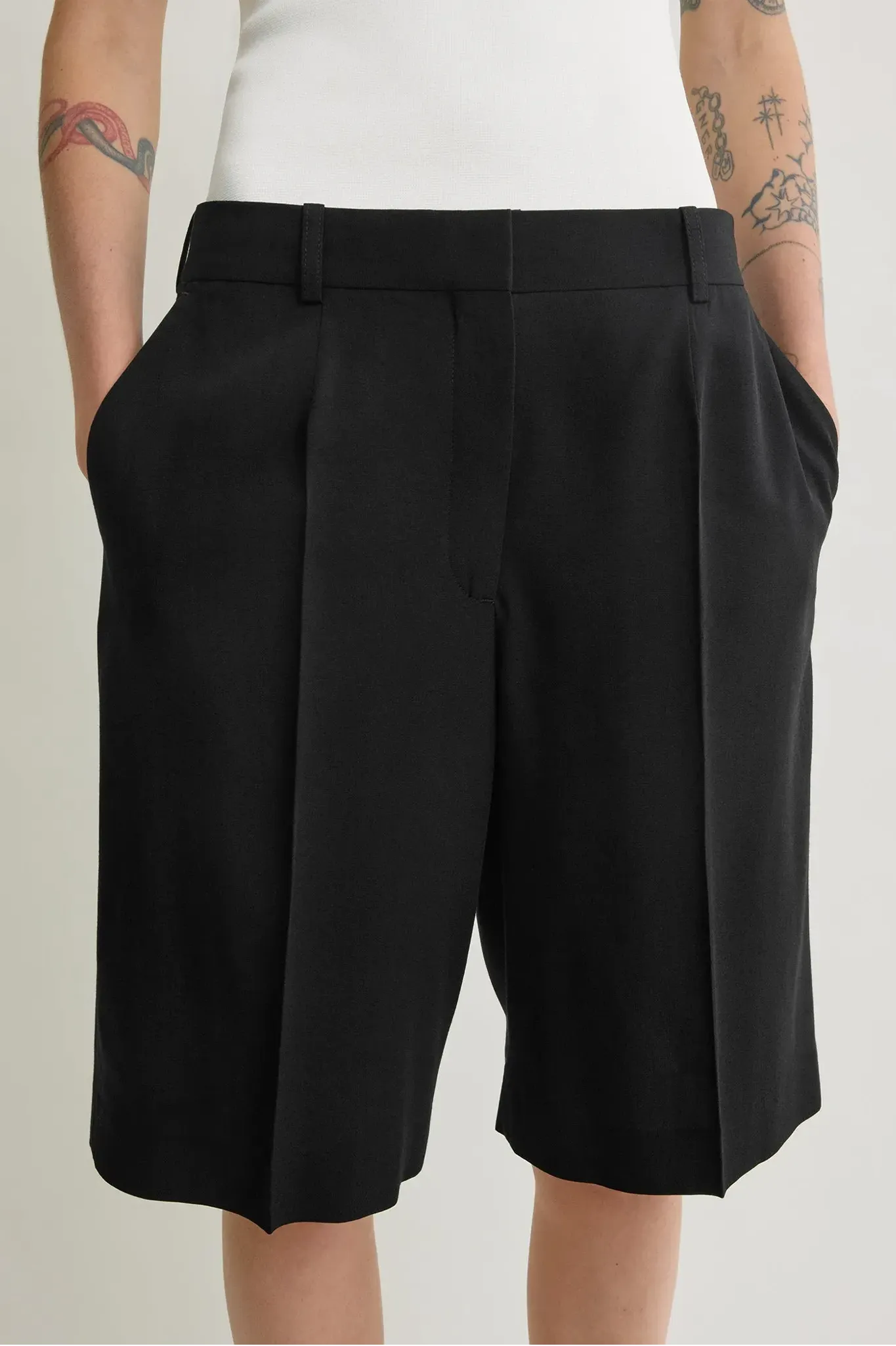 Shorts Wide Fluid in Black