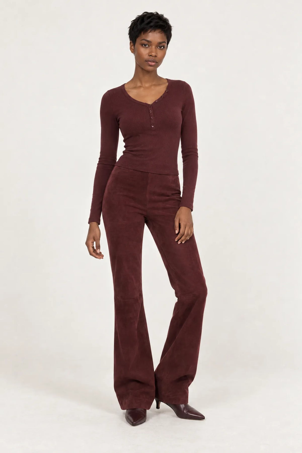 Lederhose Prince Suede in Red Wine